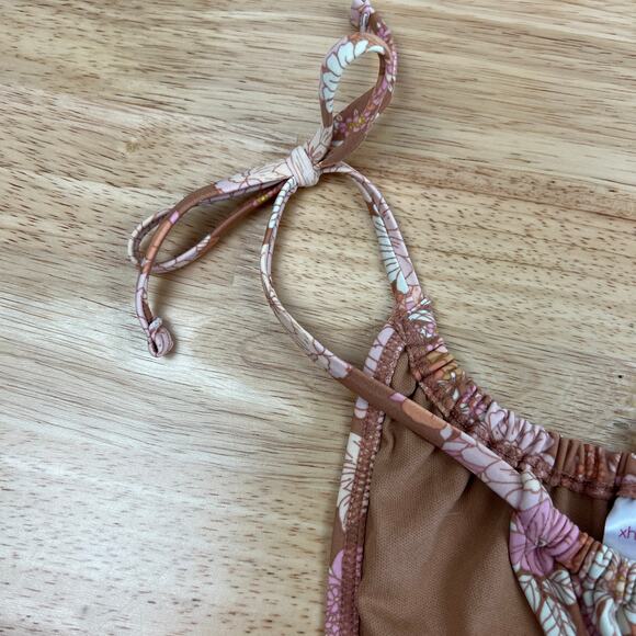 Xhilaration Juniors' Cheeky Floral Print String Bikini Bottom - Medium - NWT - Picture 6 of 8